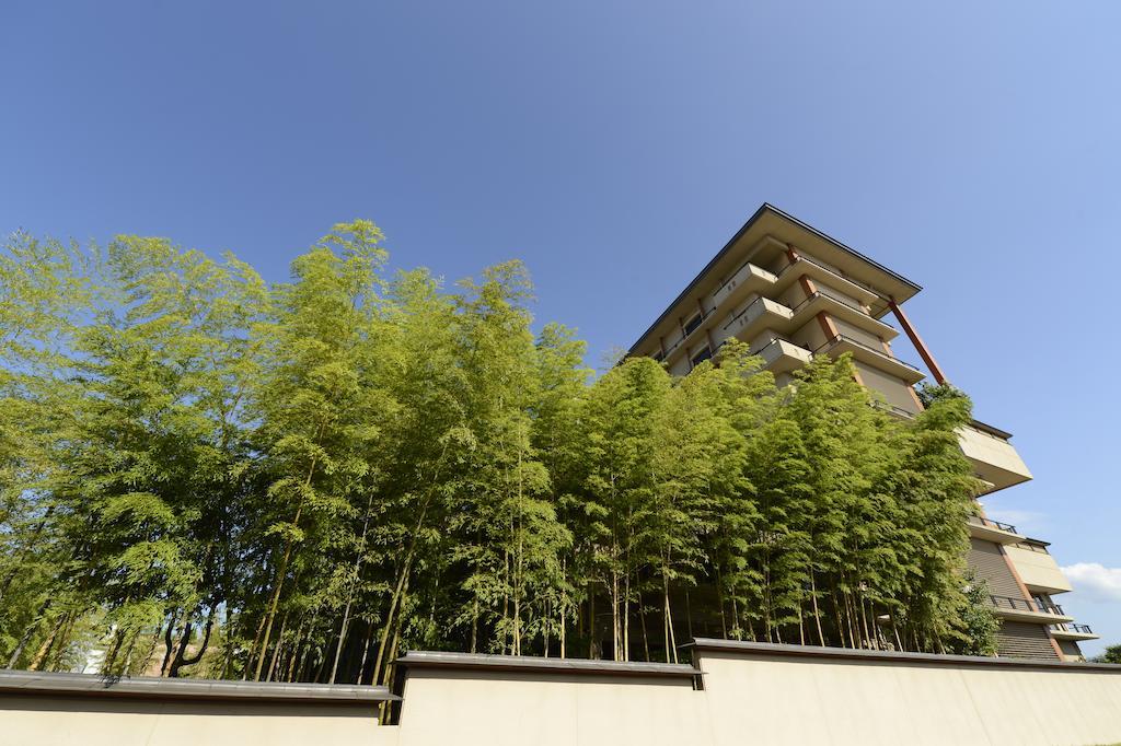 Ryokan Ayu No Sato Hitoyoshi Exteriör bild