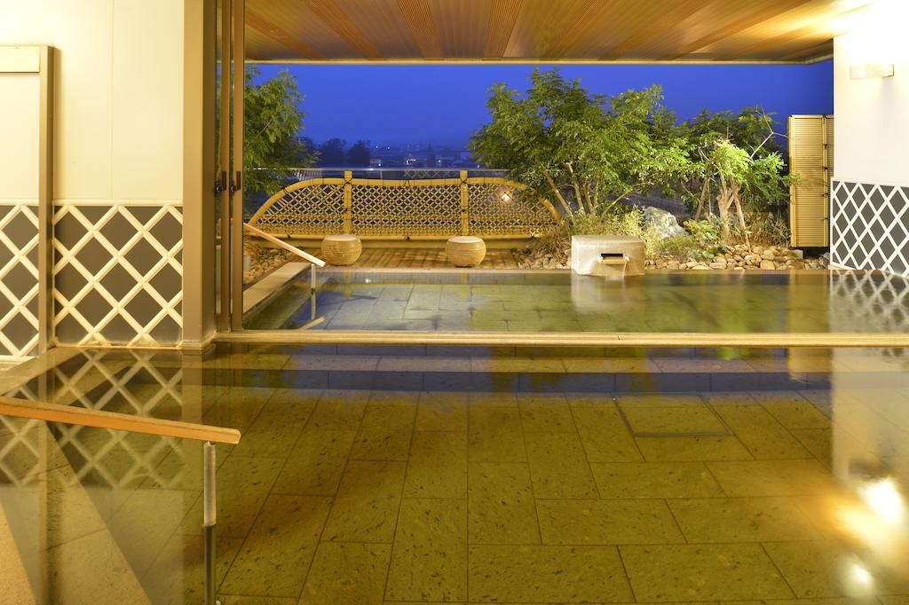 Ryokan Ayu No Sato Hitoyoshi Exteriör bild