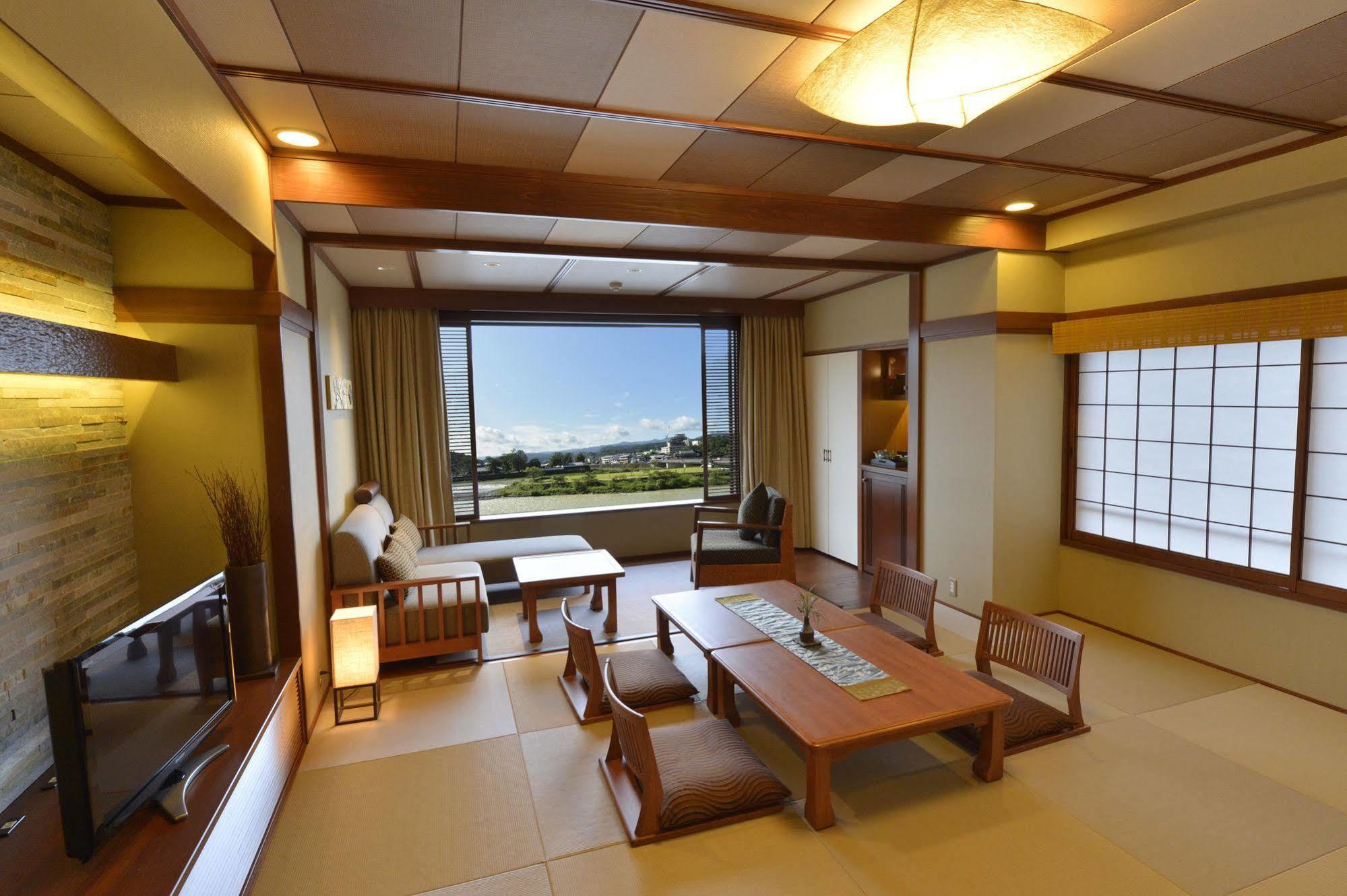 Ryokan Ayu No Sato Hitoyoshi Exteriör bild